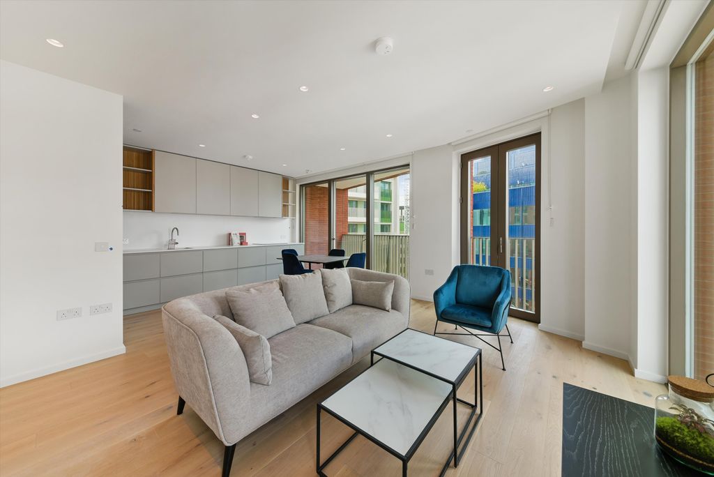 Property photo 3 of 12 Image