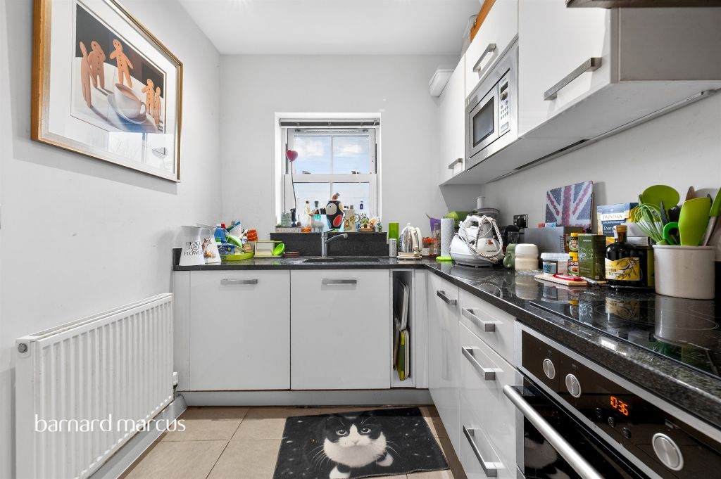 Property photo 3 of 20