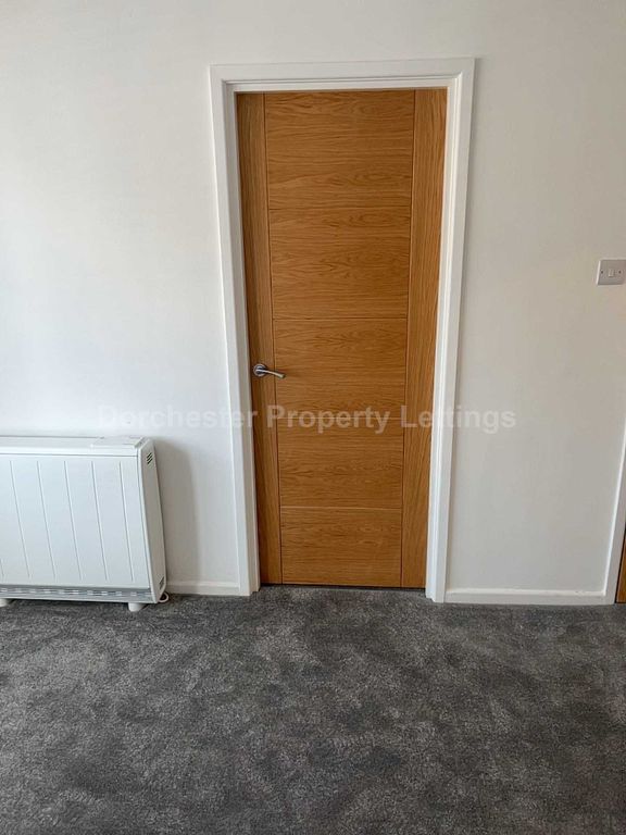 Property photo 2 of 3