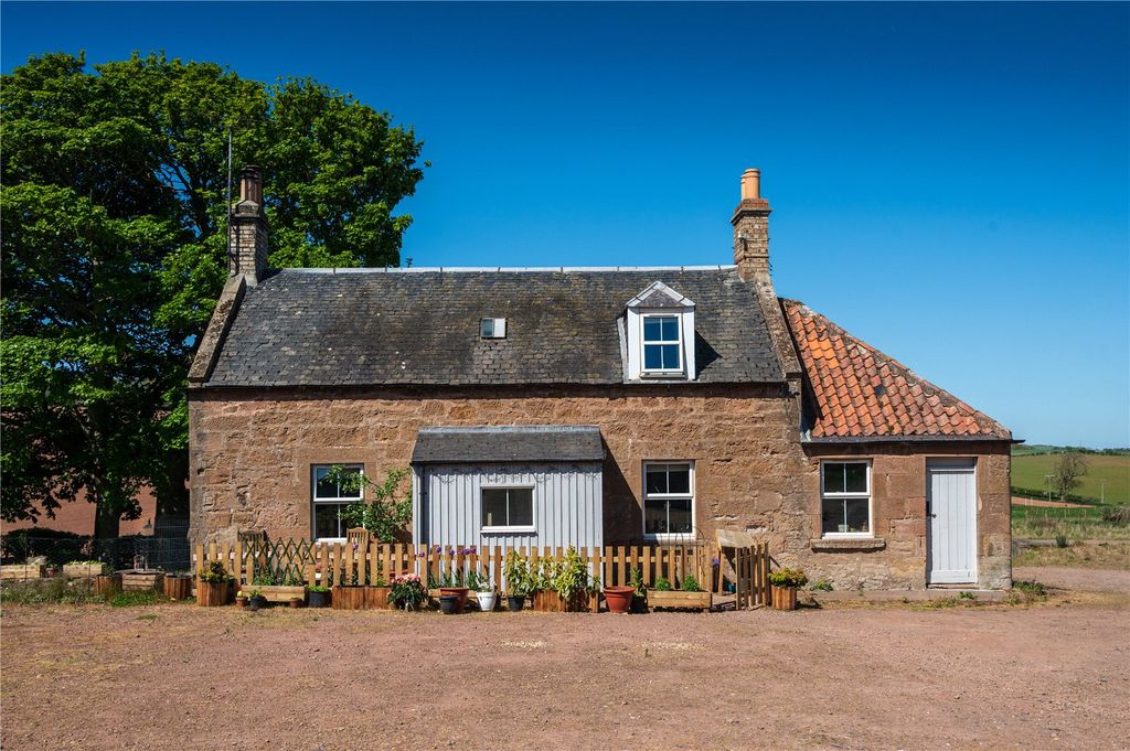Property photo 1 of 14 Grieves Cottage