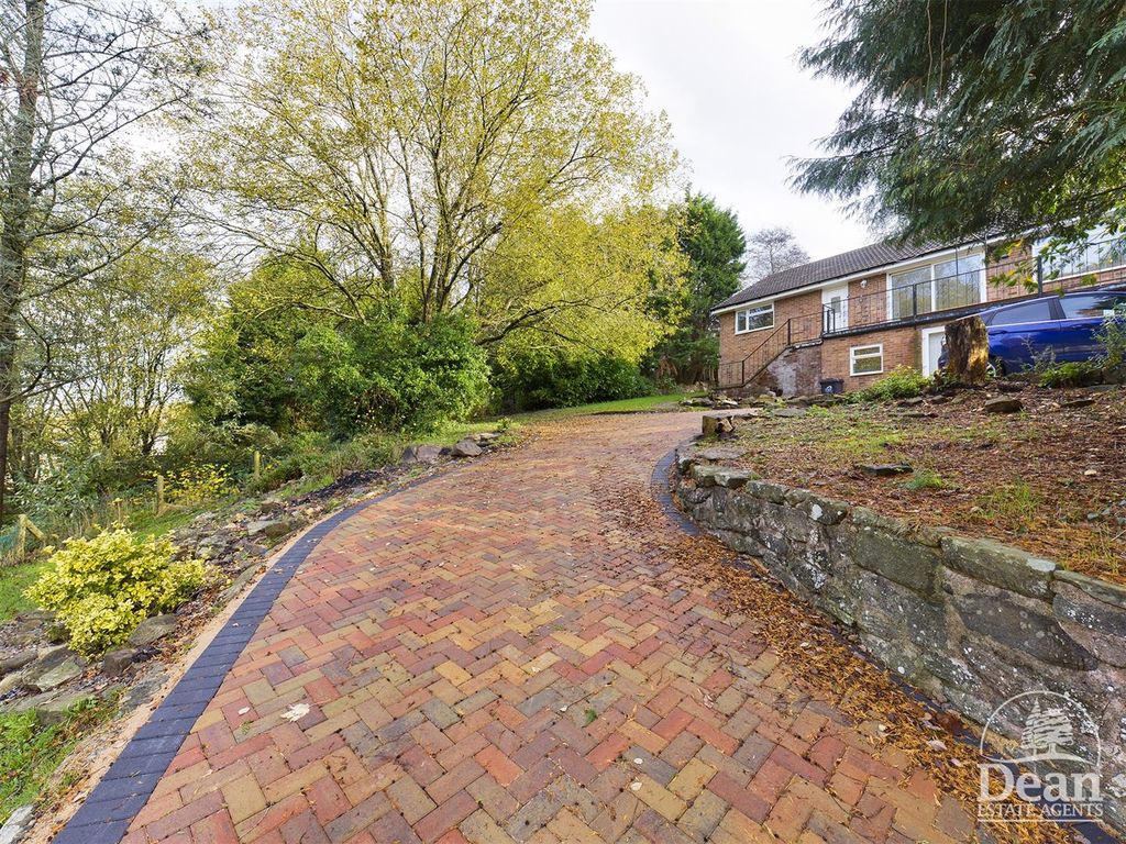 Property photo 3 of 15