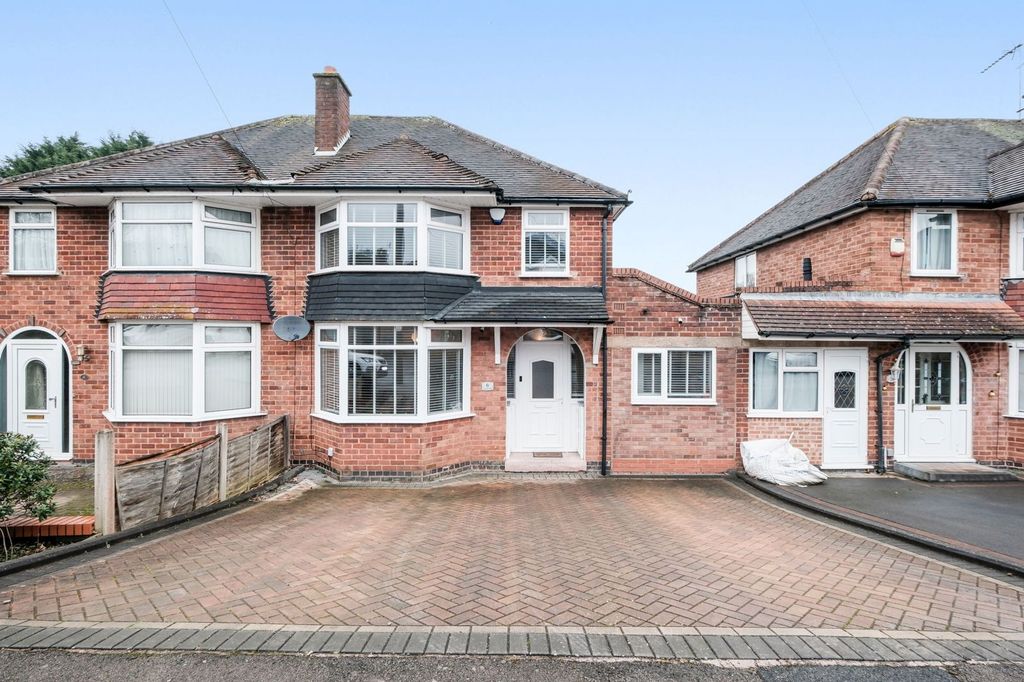 Property photo 1 of 15