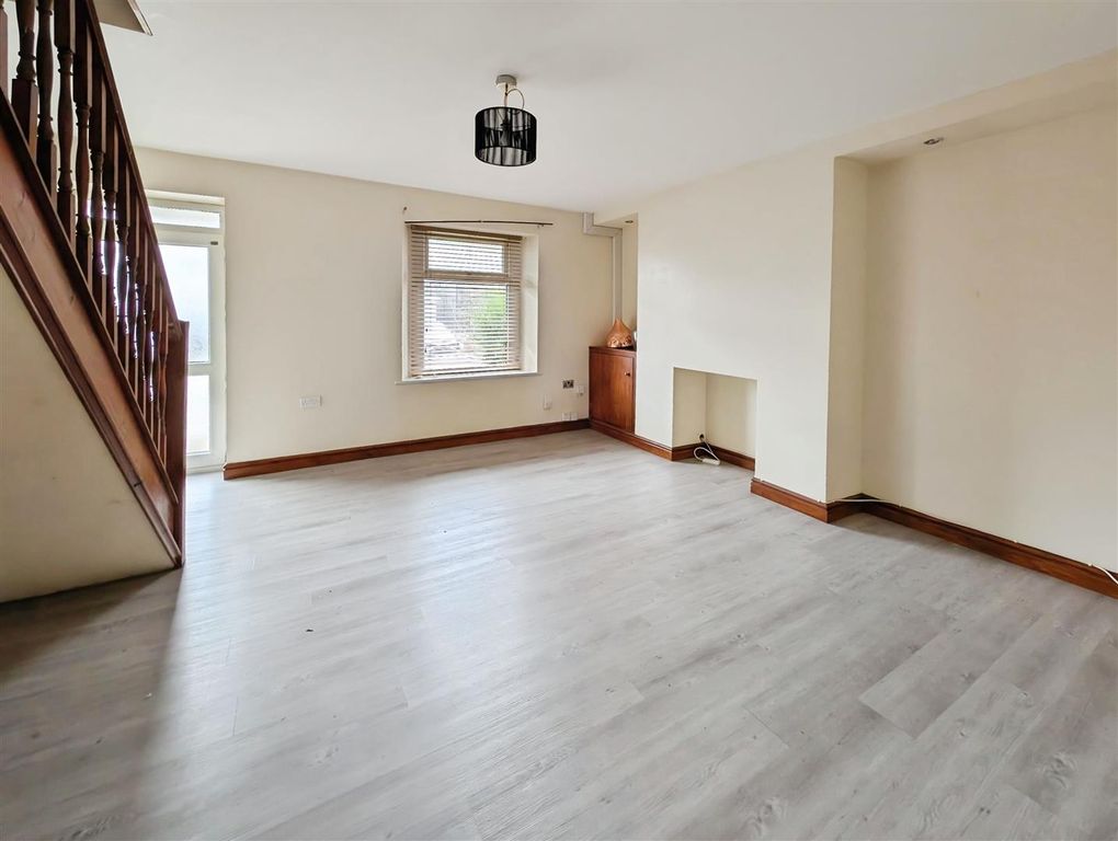 Property photo 2 of 11 22B26807-Img_5907.Jpeg