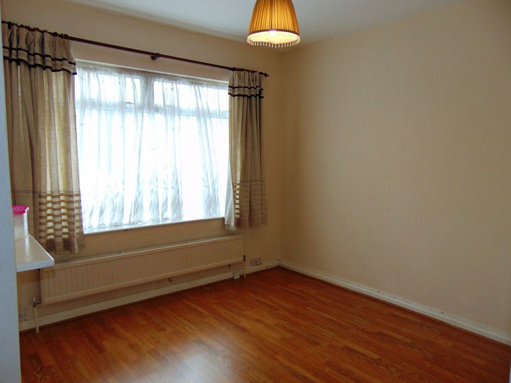 Property photo 2 of 13 3431.Jpg