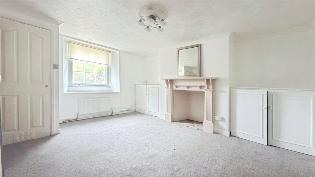 Property photo 2 of 13 Picture No. 09