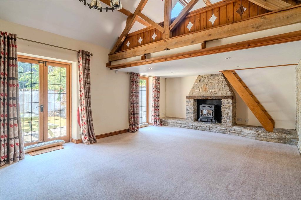 Property photo 2 of 19 Picture No. 01