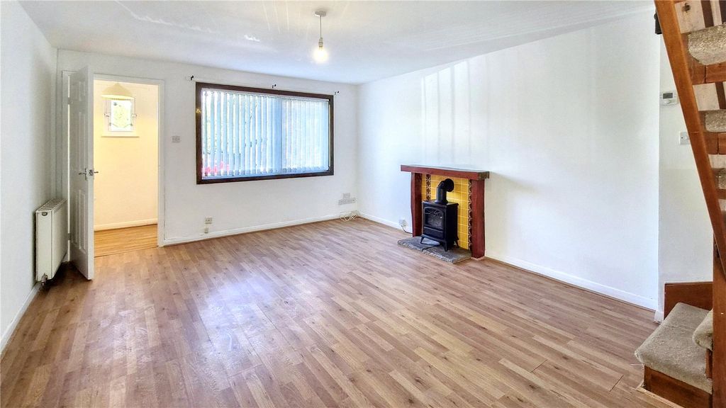 Property photo 3 of 22 Picture No. 03