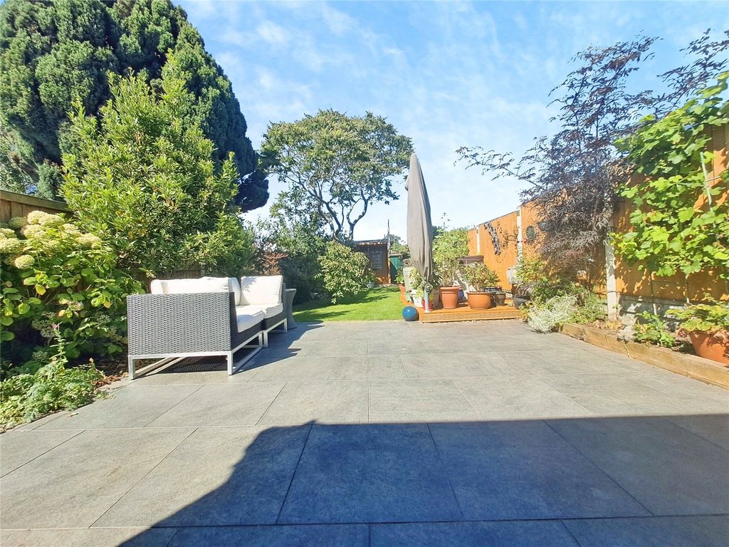 Property photo 1 of 17 Picture No. 13