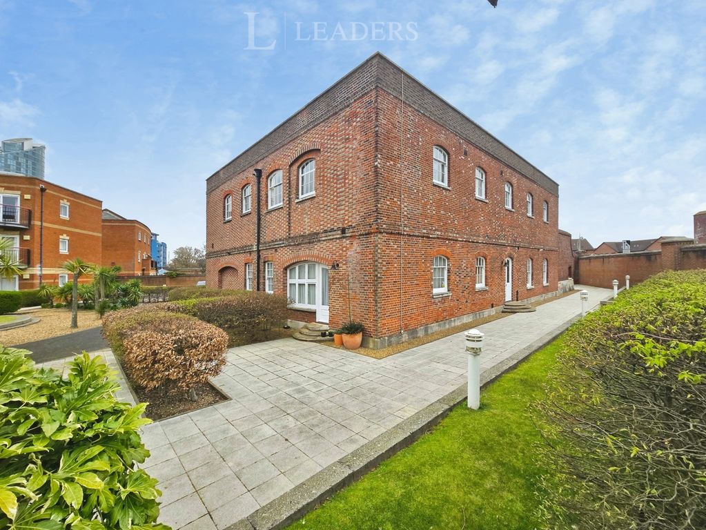 Property photo 1 of 17 Pbox-Img.Jpg