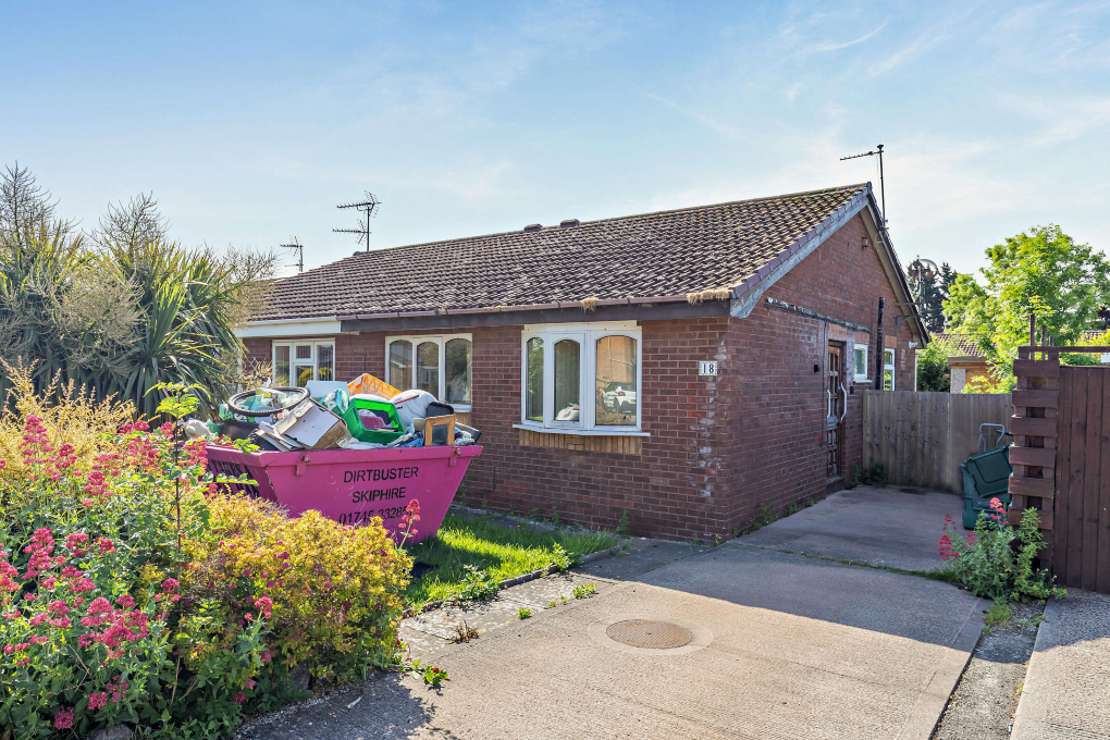 Property photo 1 of 9