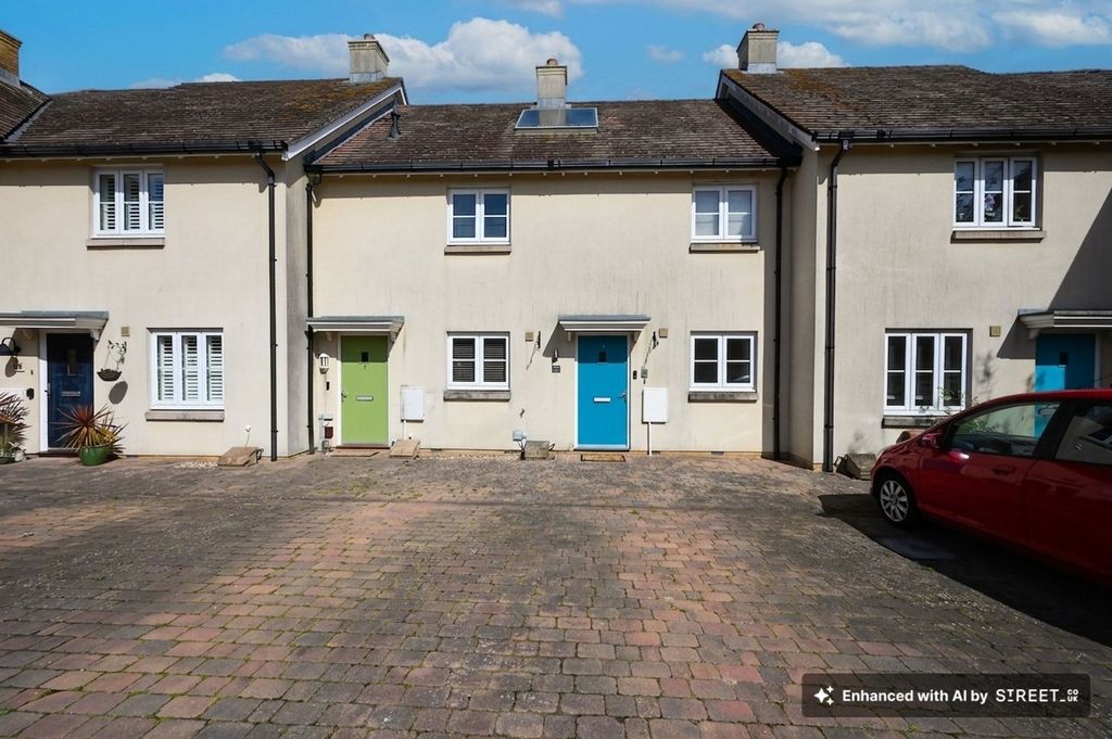 Property photo 1 of 7 Front