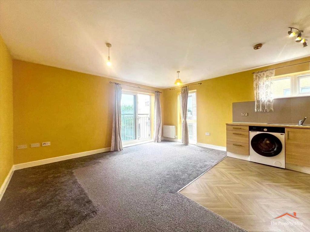 Property photo 2 of 10