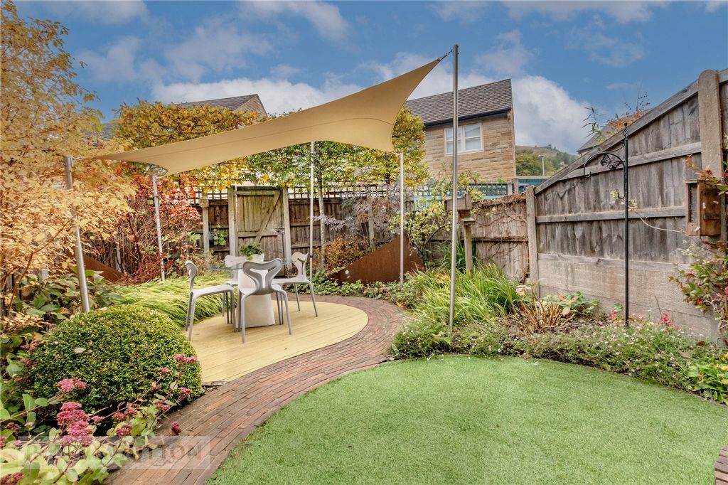 Property photo 2 of 22 Rear Garden