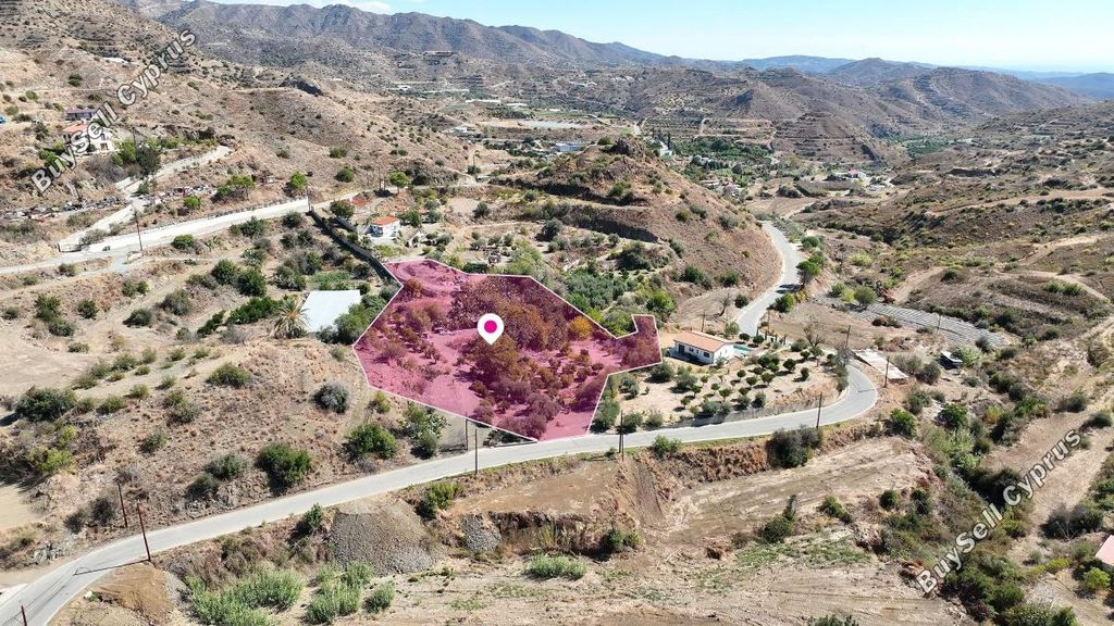 Property photo 3 of 4