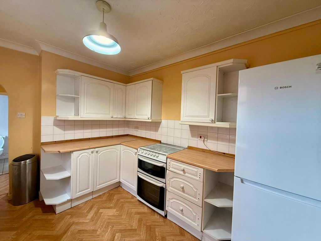 Property photo 2 of 22 Image