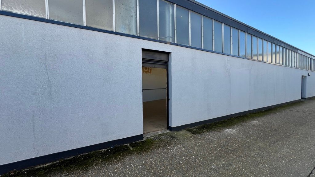 Property photo 1 of 3 Photo 3