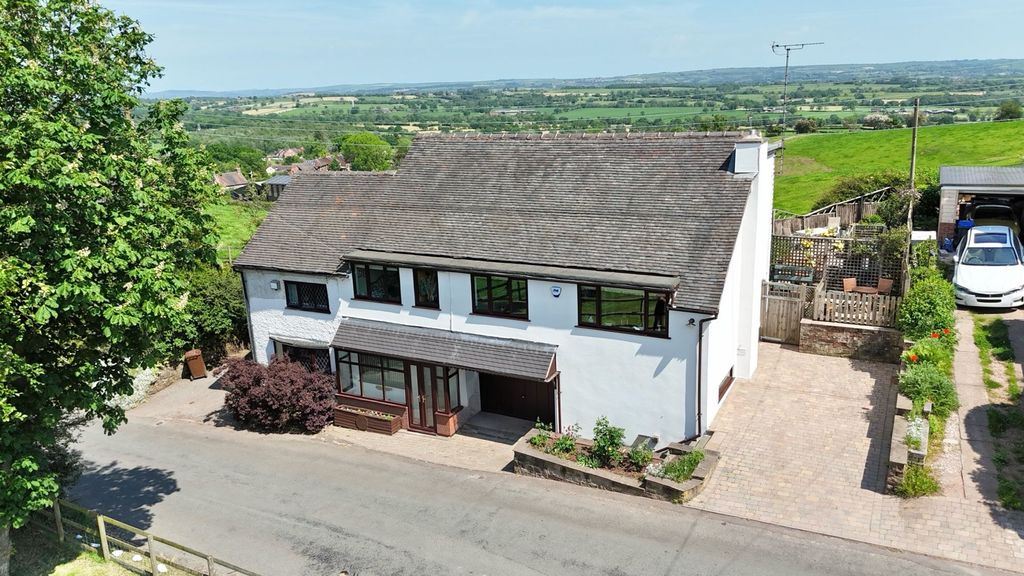 Property photo 1 of 41