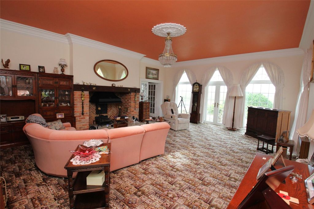 Property photo 2 of 25 Picture No. 22