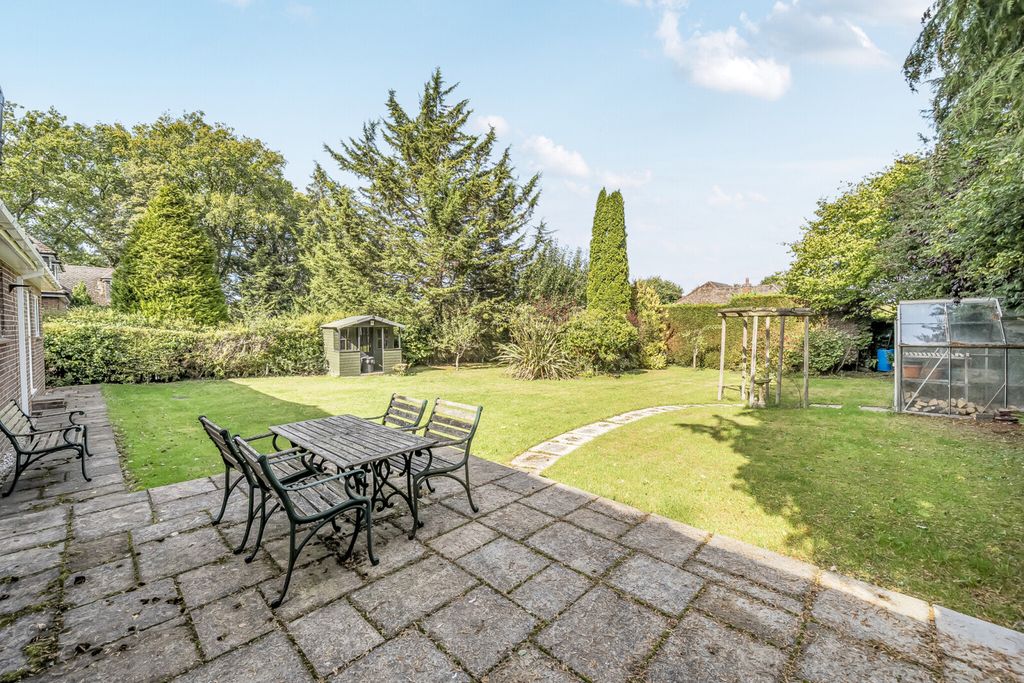 Property photo 3 of 21 Picture No. 26