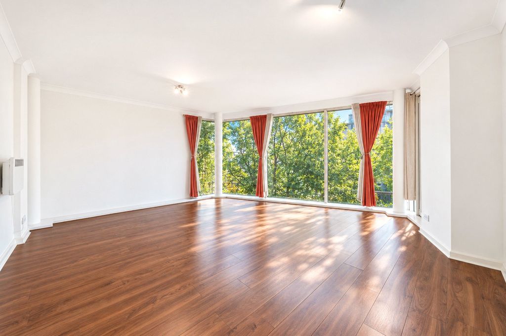 Property photo 1 of 13 Picture No. 02