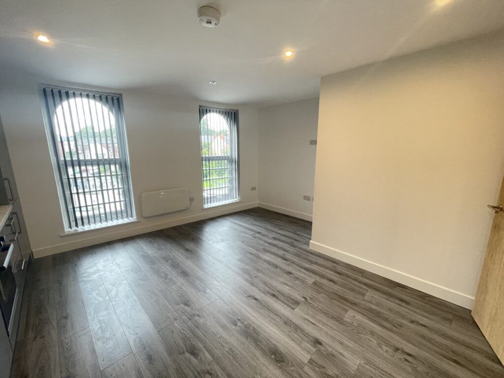 Property photo 3 of 6