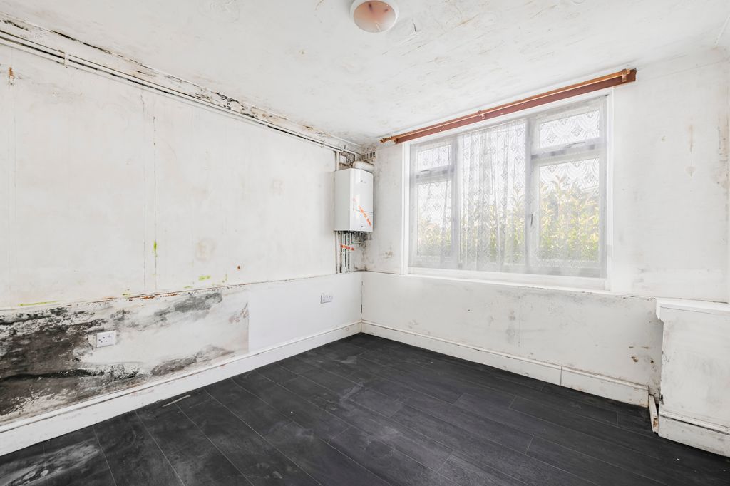 Property photo 3 of 13 3_61016