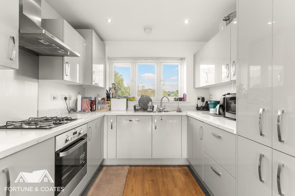 Property photo 3 of 23 Stmaryslane_14.Jpg