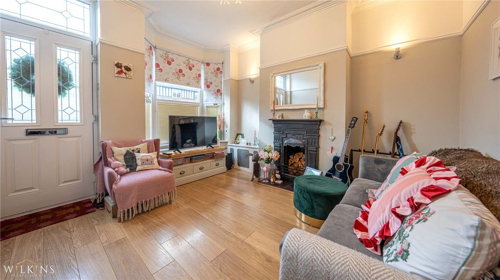 Property photo 2 of 26 Picture No. 08