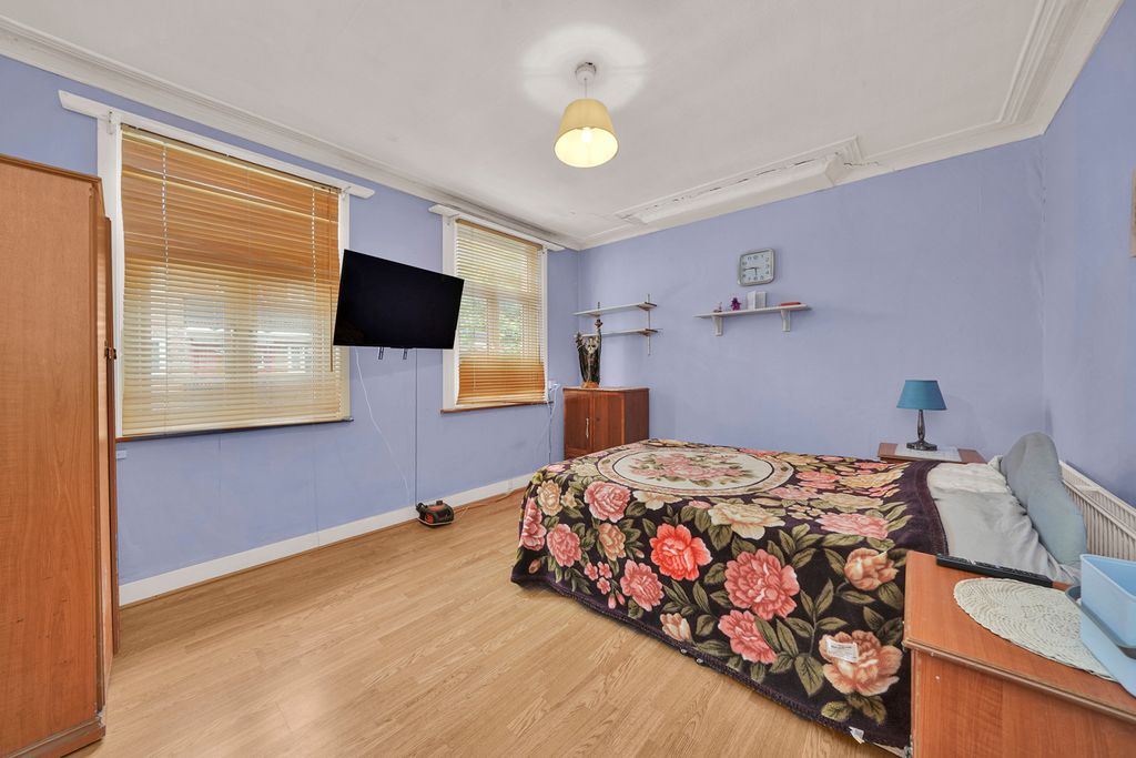 Property photo 3 of 12 Picture No. 08