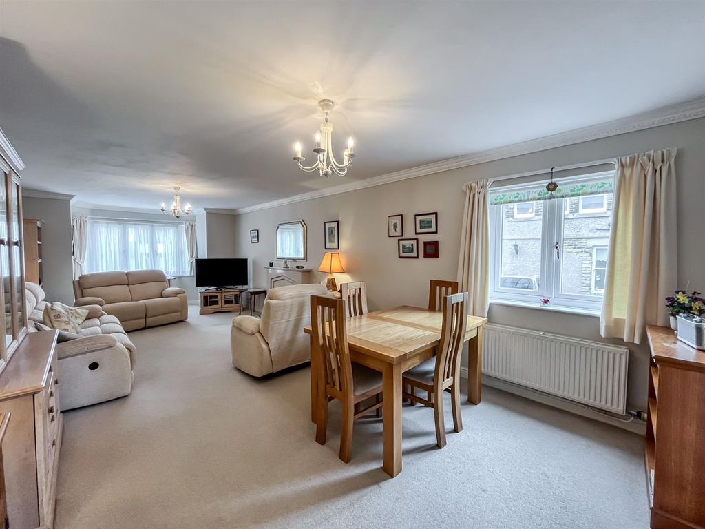 Property photo 3 of 19 Img_2128.Jpg