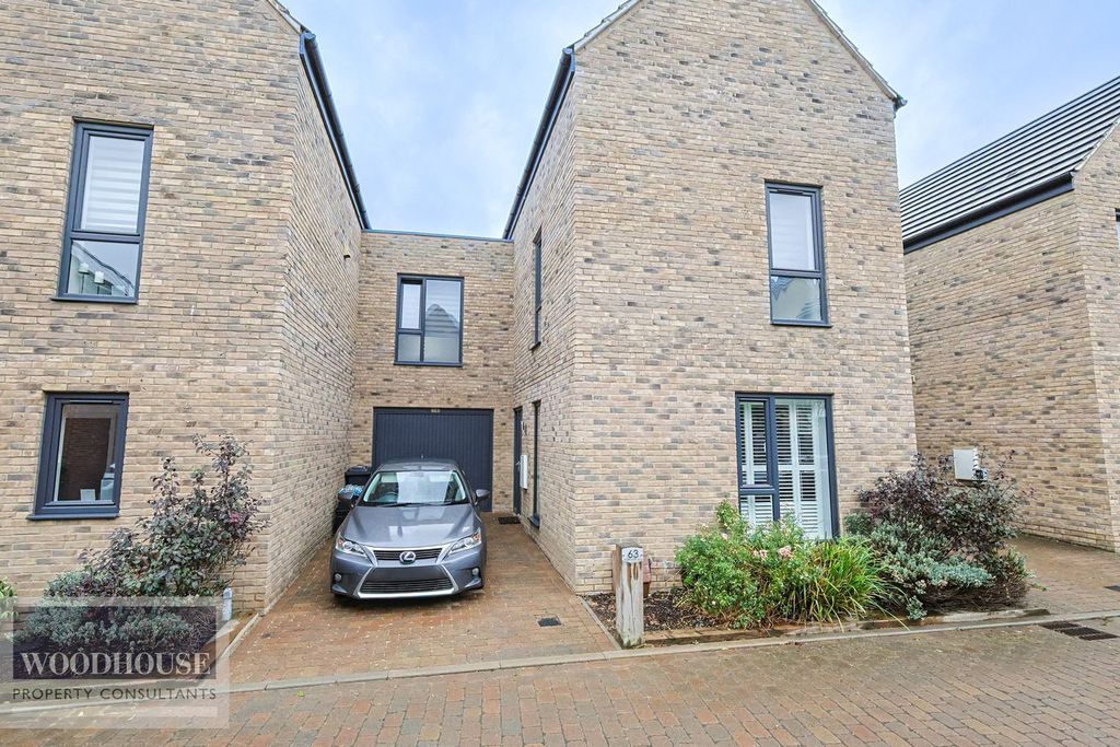 Property photo 1 of 27