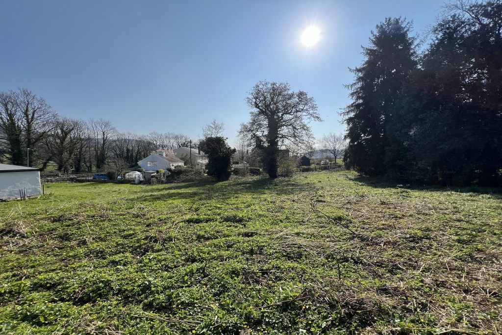 Property photo 3 of 7