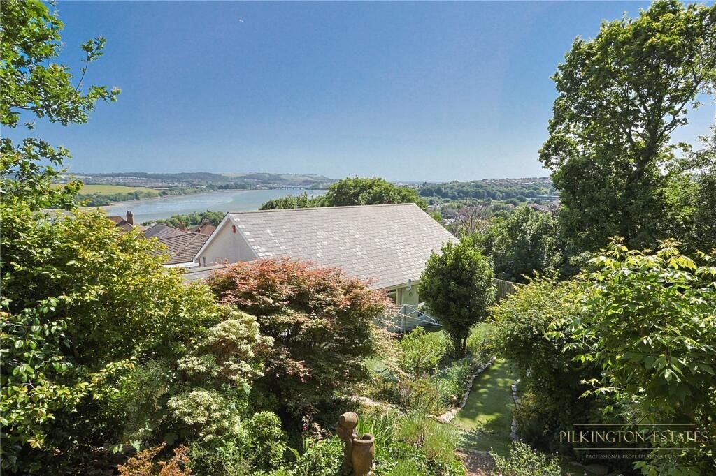 Property photo 2 of 25 4294423