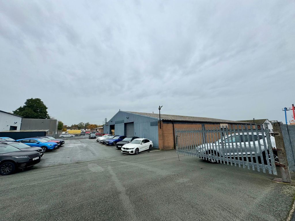 Property photo 3 of 7 6.Jpg