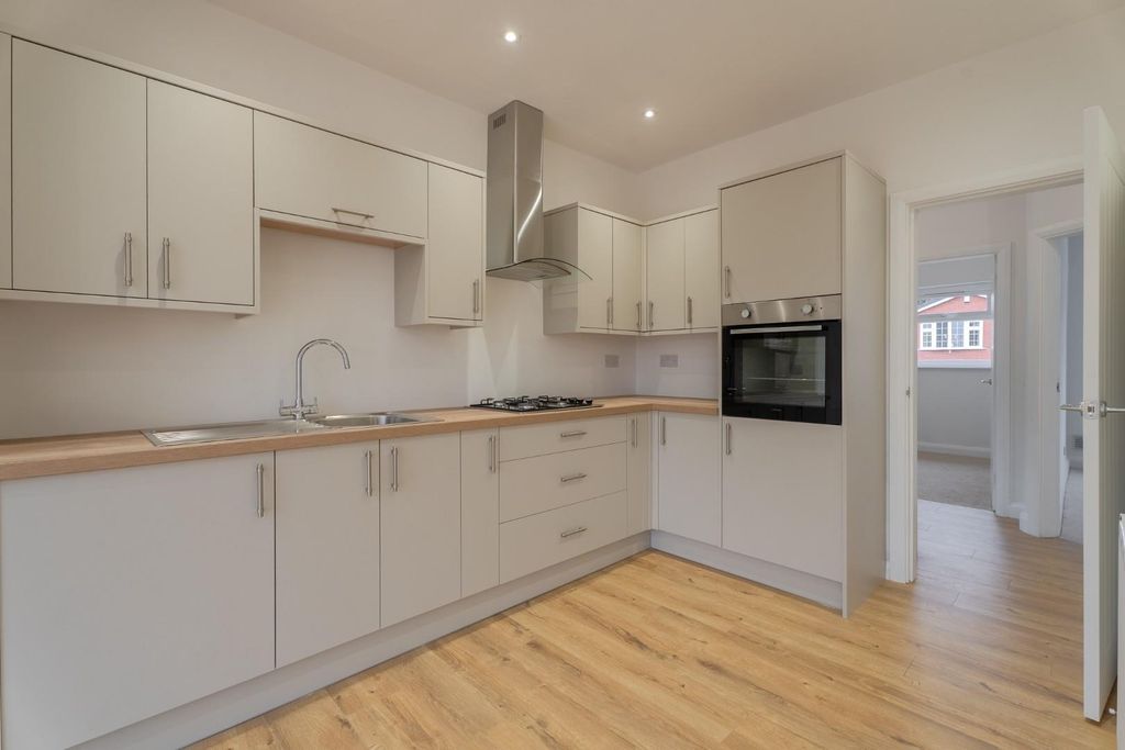 Property photo 3 of 11 Pruden Avenue-7.Jpg