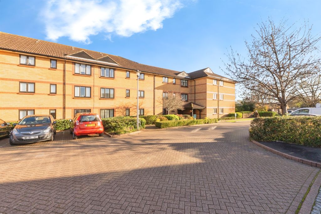 Property photo 3 of 17