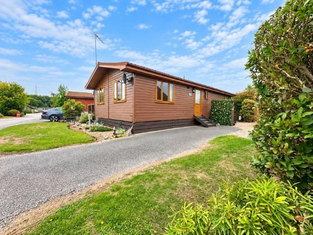 Property photo 1 of 15 B4Bb1Ded-8B0c-4566-83F5-6469Fe3F5389.Jpg