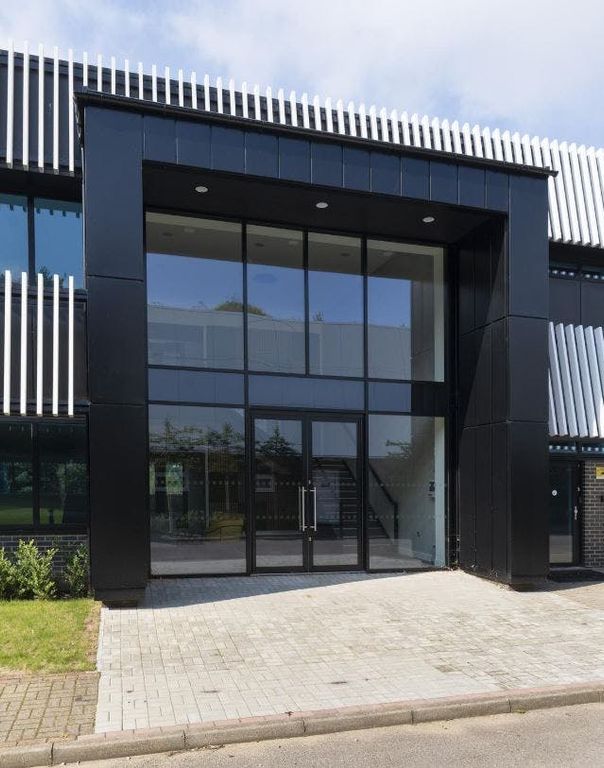 Property photo 3 of 10 Ashford  Inca House Entrance.Jpg