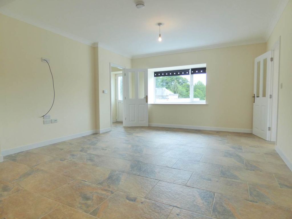 Property photo 2 of 11 P1050332