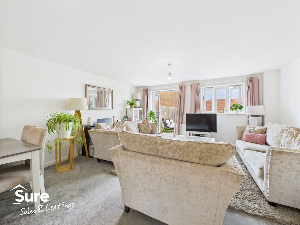 Property photo 2 of 21 1029482