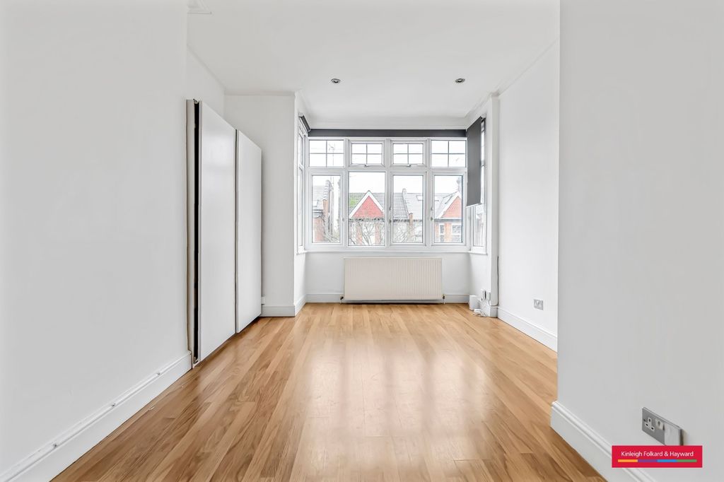 Property photo 1 of 10 Picture No. 02