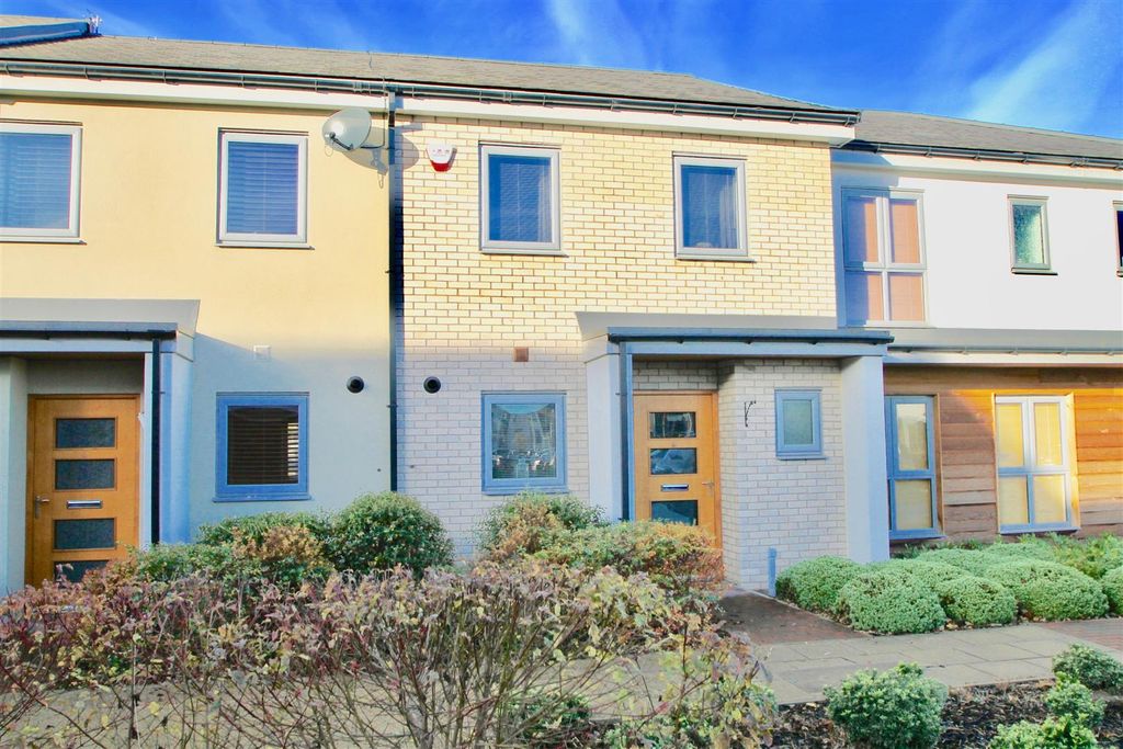 Property photo 1 of 10 External