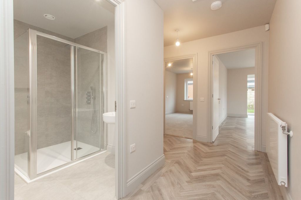 Property photo 3 of 9 Picture 3