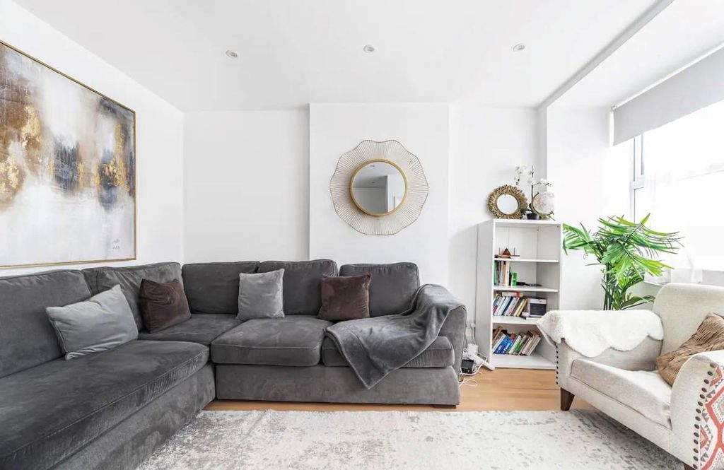 Property photo 3 of 13 9.Jpg