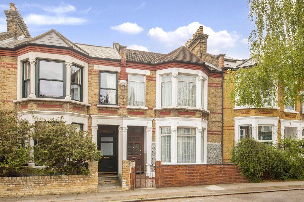 Property photo 1 of 10