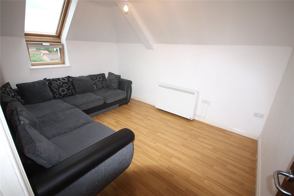 Property photo 2 of 9 Picture No. 05