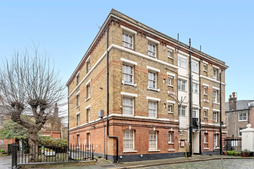 Property photo 2 of 20 _Akp0411_Ed