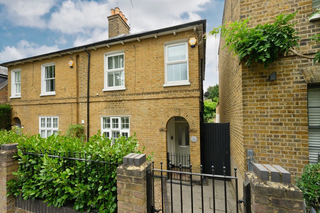Property photo 1 of 17 Main External