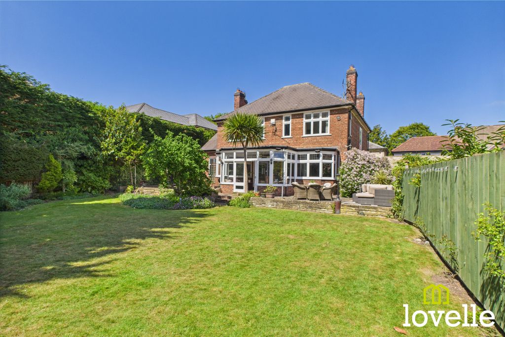 Property photo 1 of 39