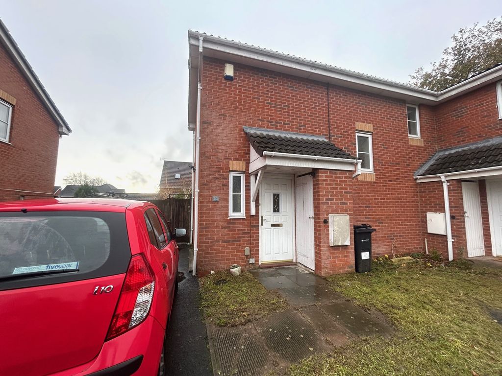 Property photo 2 of 12